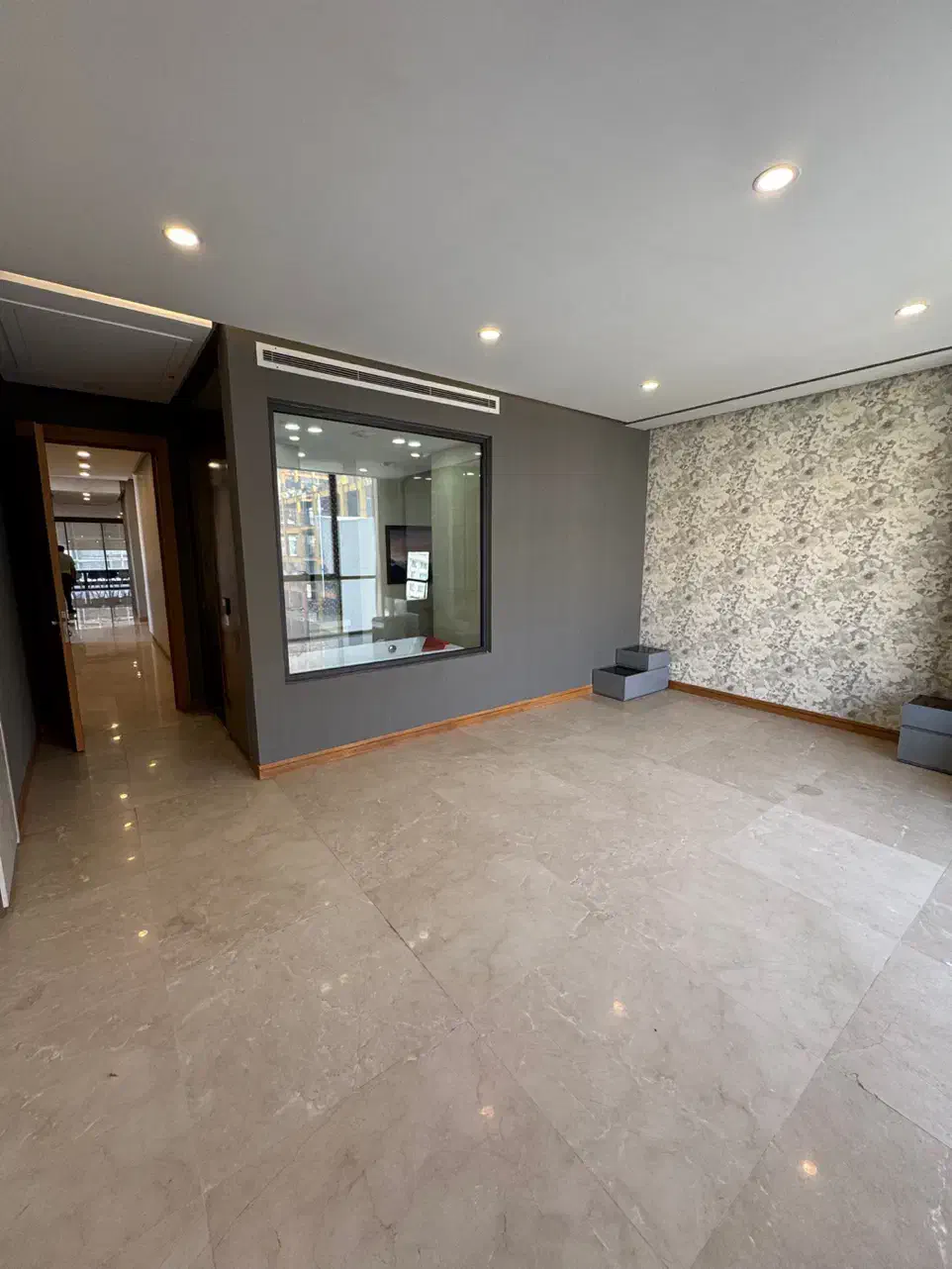 ۳۰۵مترنوساز۳خواب مستر ولنجک/مشاعات آبی/۳۰متر بالکن