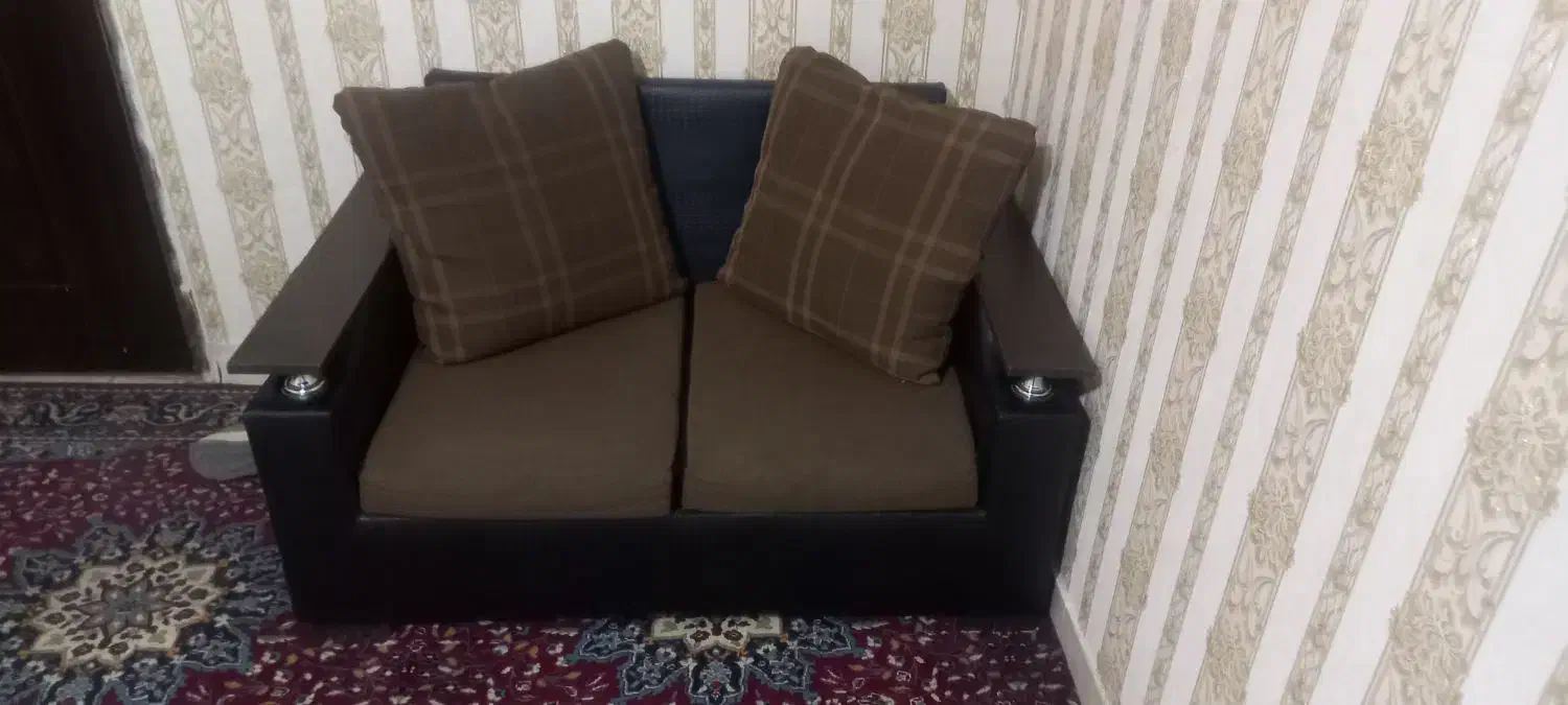 مبل|مبلمان خانگی و میز عسلی|نسیم‌شهر, |دیوار