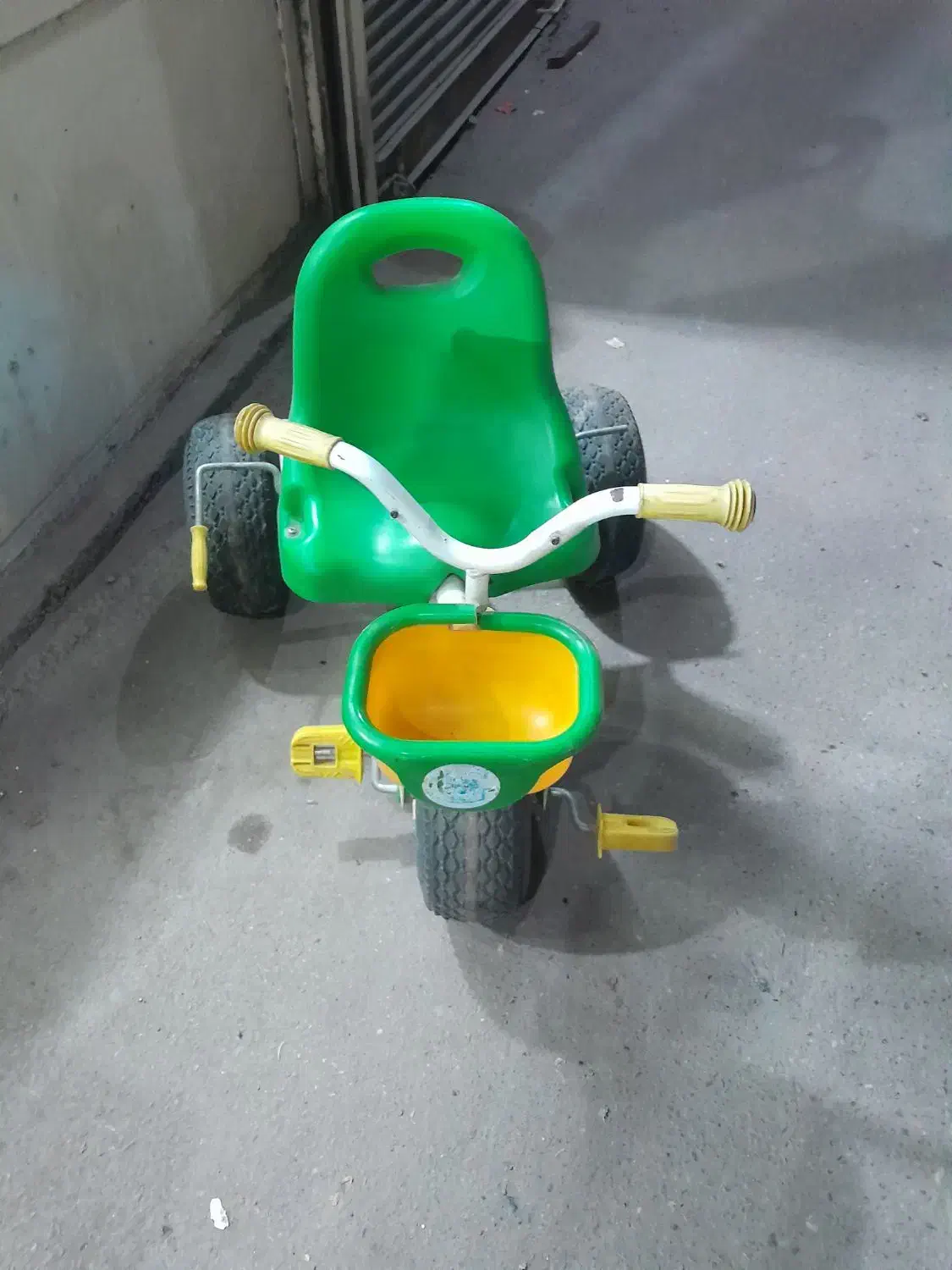 سه چرخه سالم|دوچرخه، اسکیت، اسکوتر|رشت, نخودچر|دیوار