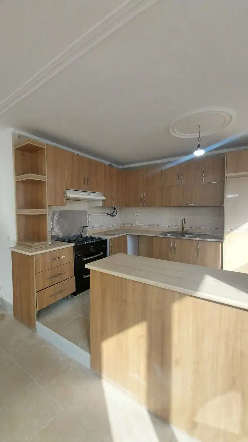 فروش ۸۷ متری /۲خواب/تک واحدی/فقط۱۴۰۰نقدی|فروش آپارتمان|ساوه, |دیوار