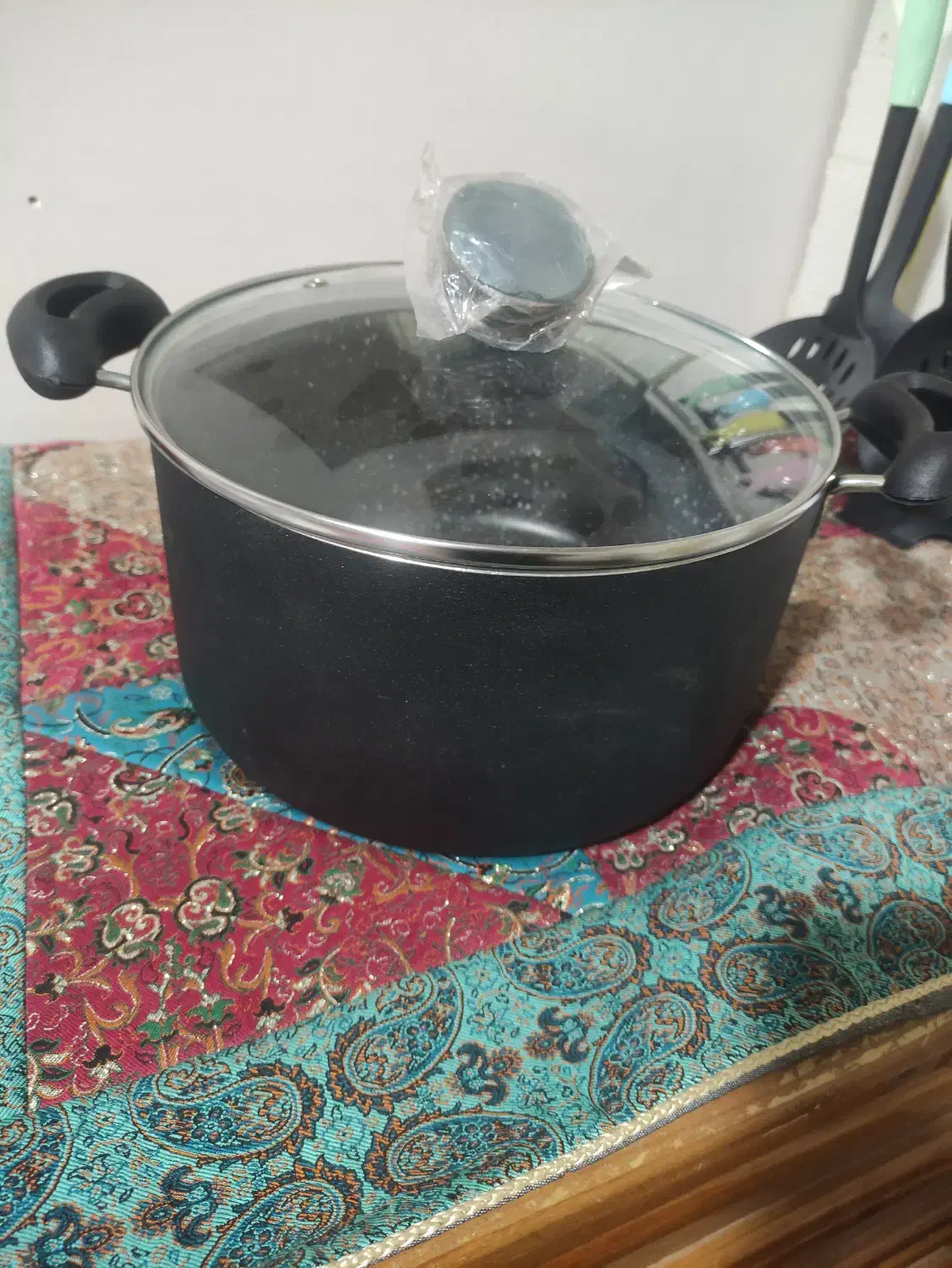 وسیله اشپزی|ظروف پخت‌وپز|قوچان, |دیوار