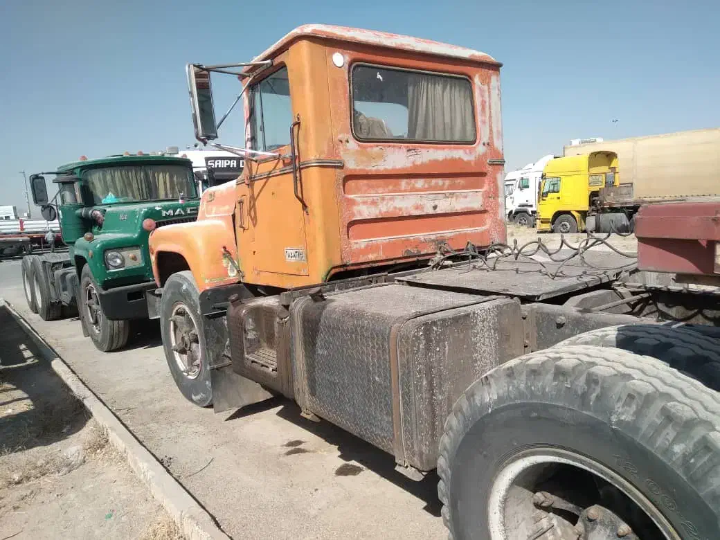 اسقاط وخرید کشنده ماک،ولوو،اسکانیا|خودرو سنگین|ارومیه, |دیوار