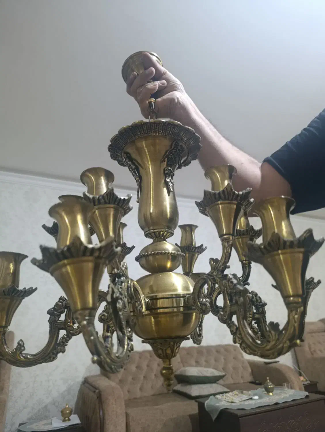 لوستر برنزی 6پایه ای و 12 شمع|لوستر و چراغ آویز|مشکیندشت, |دیوار