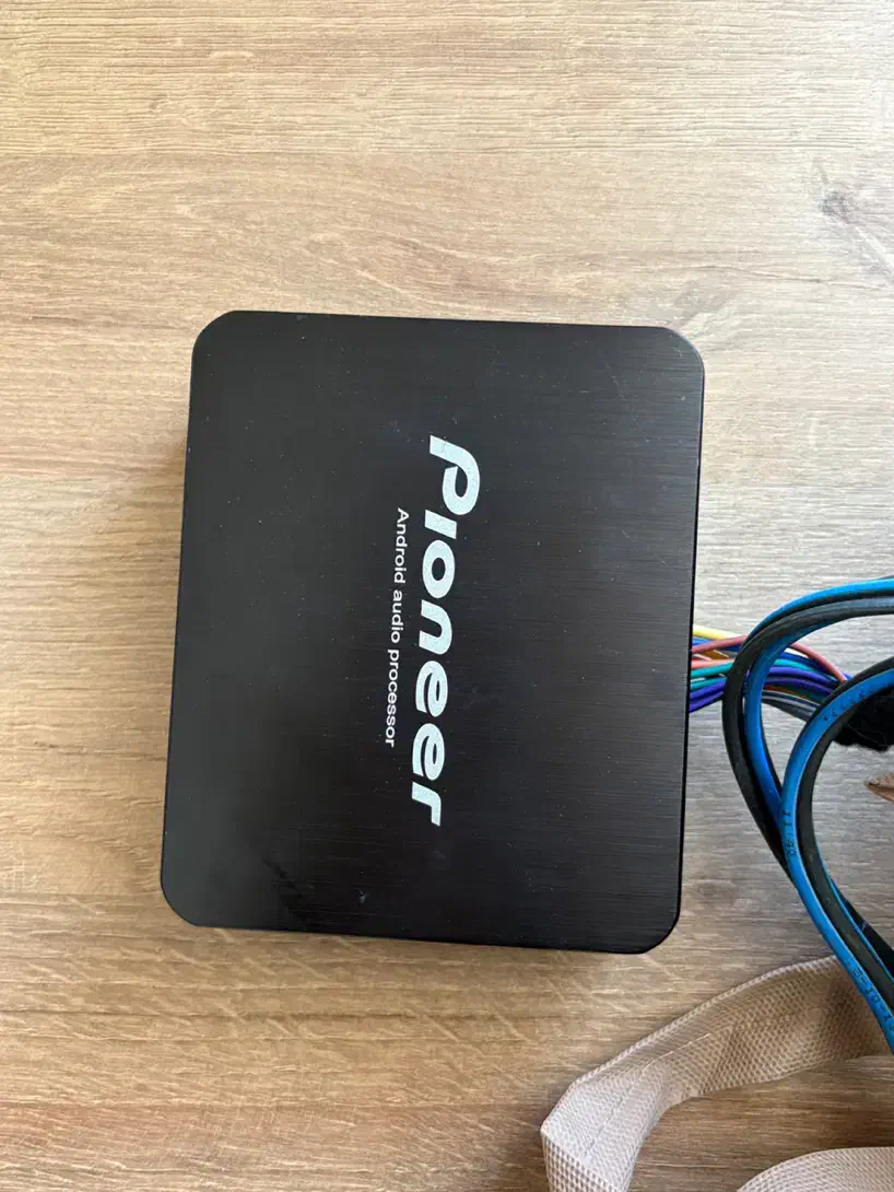 مانیتور ۲۰۶ با دوربین دنده عقب|قطعات یدکی و لوازم جانبی|ایلام, |دیوار