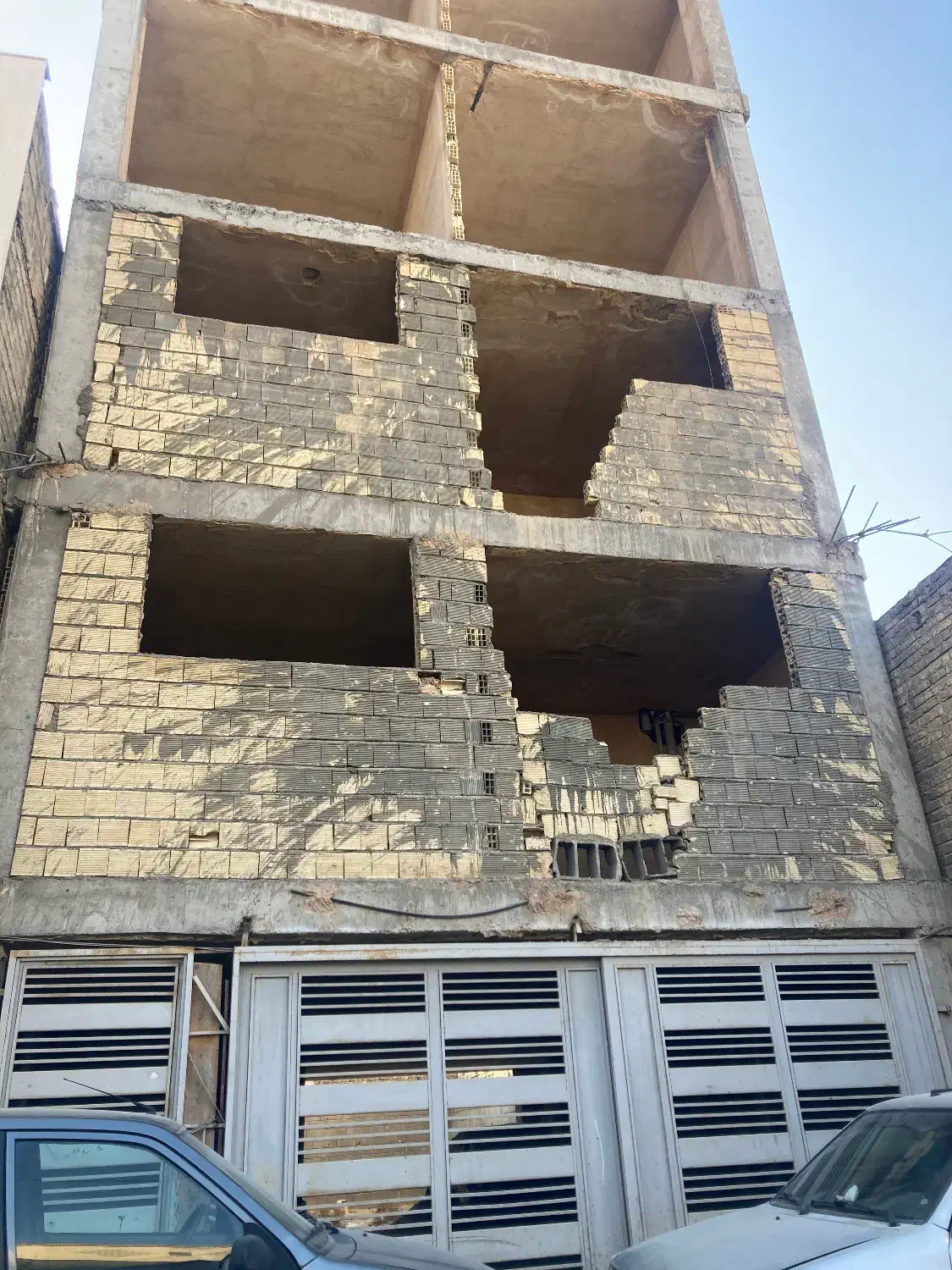 پیش فروش آپارتمان ۱۱۵متر تک واحدی شهرک اریسون لاله|پیش‌فروش املاک|اصفهان, شهید رجایی|دیوار