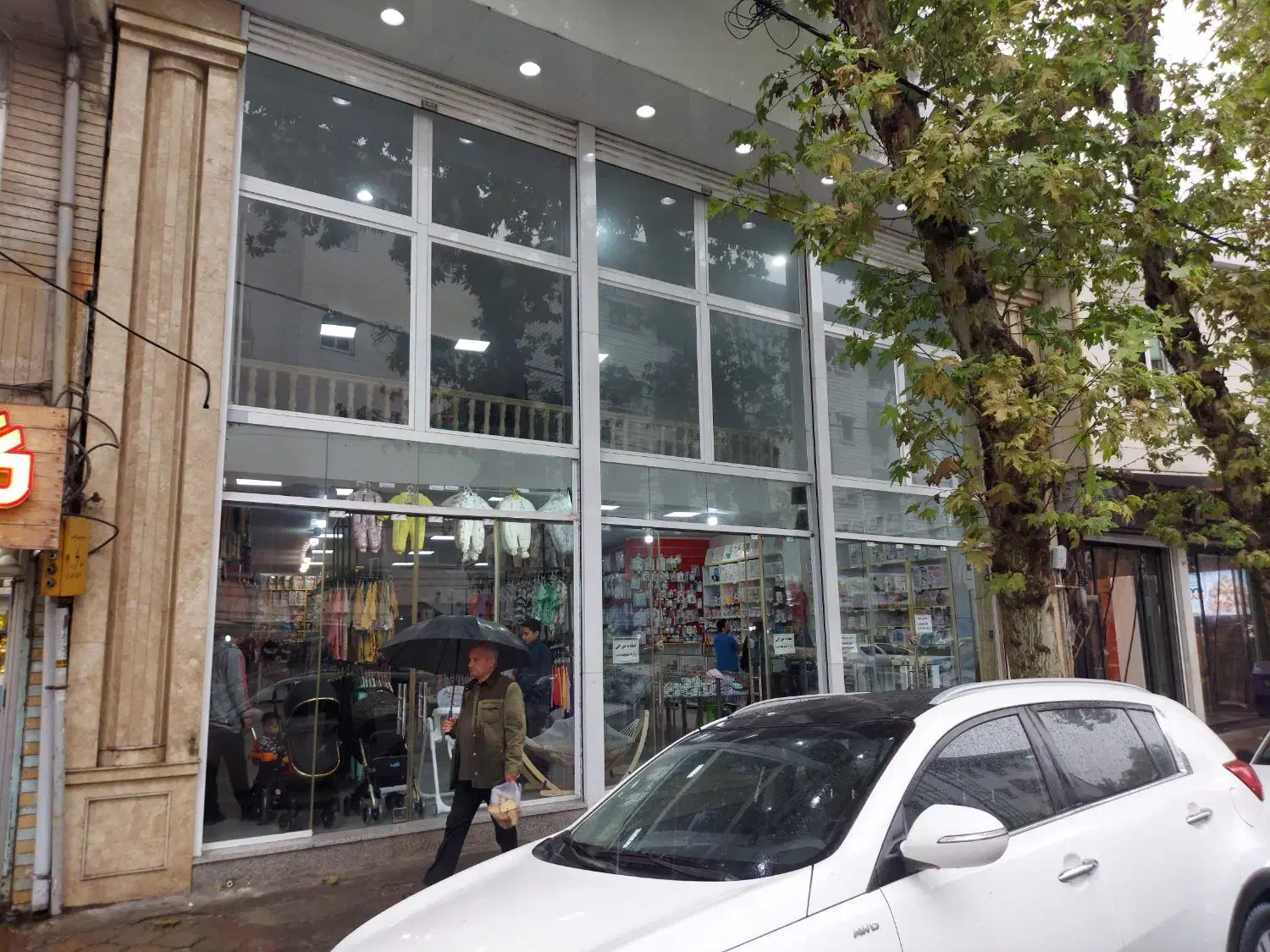 مغازه بزرگ ۴۵۰ متر ، بیستون ، سام ، سردار جنگل|اجارهٔ مغازه و غرفه|رشت, چمارسرا|دیوار