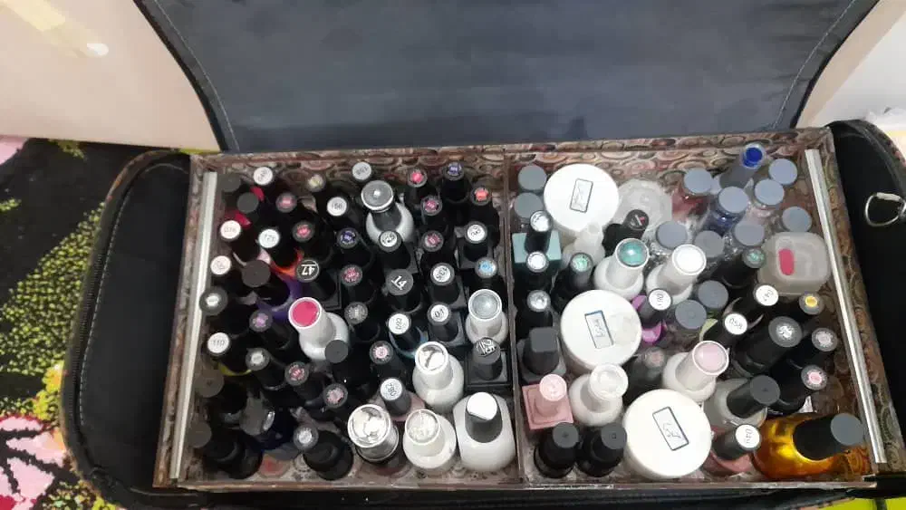 لوازم کاشت ناخن|آرایشی، بهداشتی، درمانی|تبریز, |دیوار