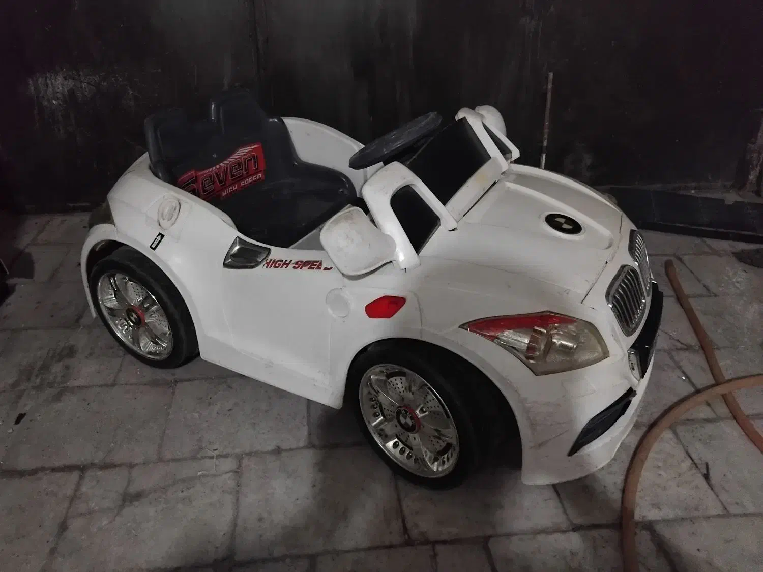 ماشین شارژی ۲موتوره|اسباببازی بچه|مراغه, |دیوار