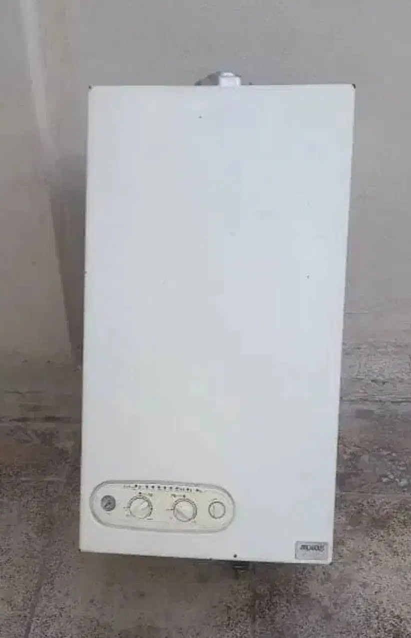 پگیچ ابگرمکن دیواری ایران رادیاتور|آبگرمکن، پکیج، شوفاژ|ارومیه, |دیوار