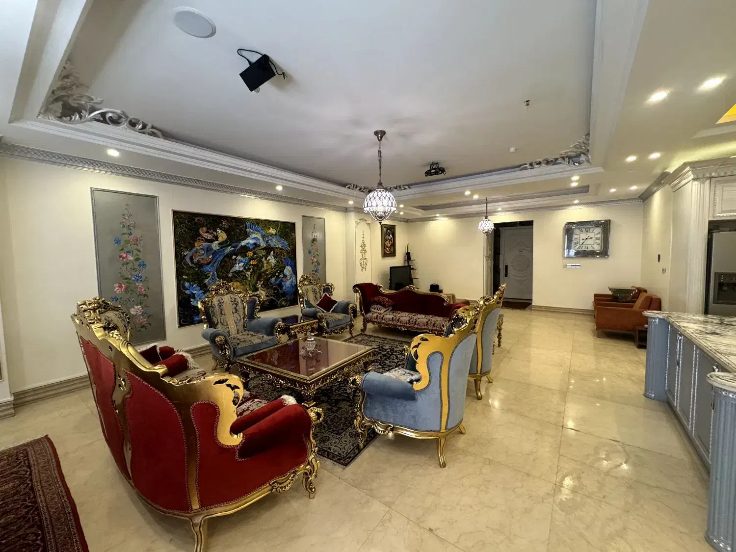 190متر ۳خ رهن کامل سعادت آباد