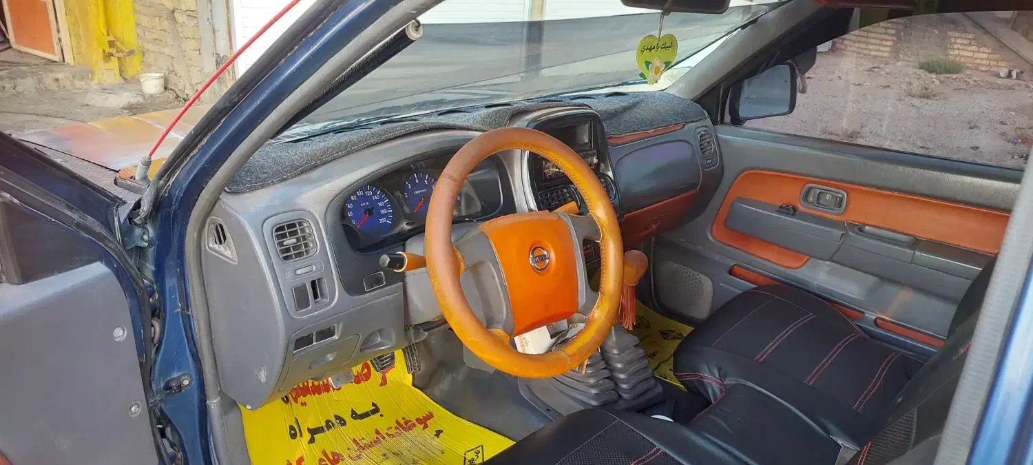 پیکاب نیسان|خودرو سواری و وانت|خرم‌آباد, |دیوار