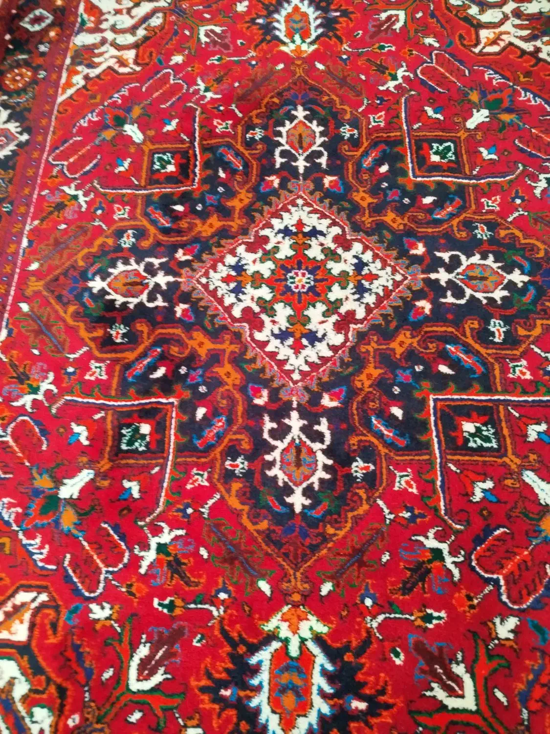 فروش فرش دستباف 6متری کاملا نو|فرش|باسمنج, |دیوار