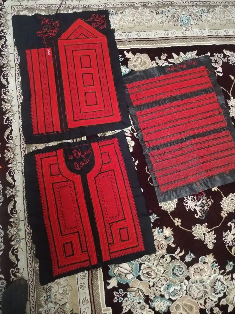 زی استین|لباس|ایرانشهر, |دیوار