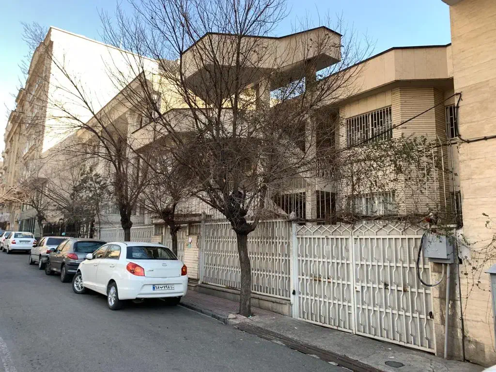 فروش کلنگی/ جلفا/ ۲۸۵ متر /بر ۱۵|فروش زمین و ملک کلنگی|تهران, سید خندان (جلفا)|دیوار