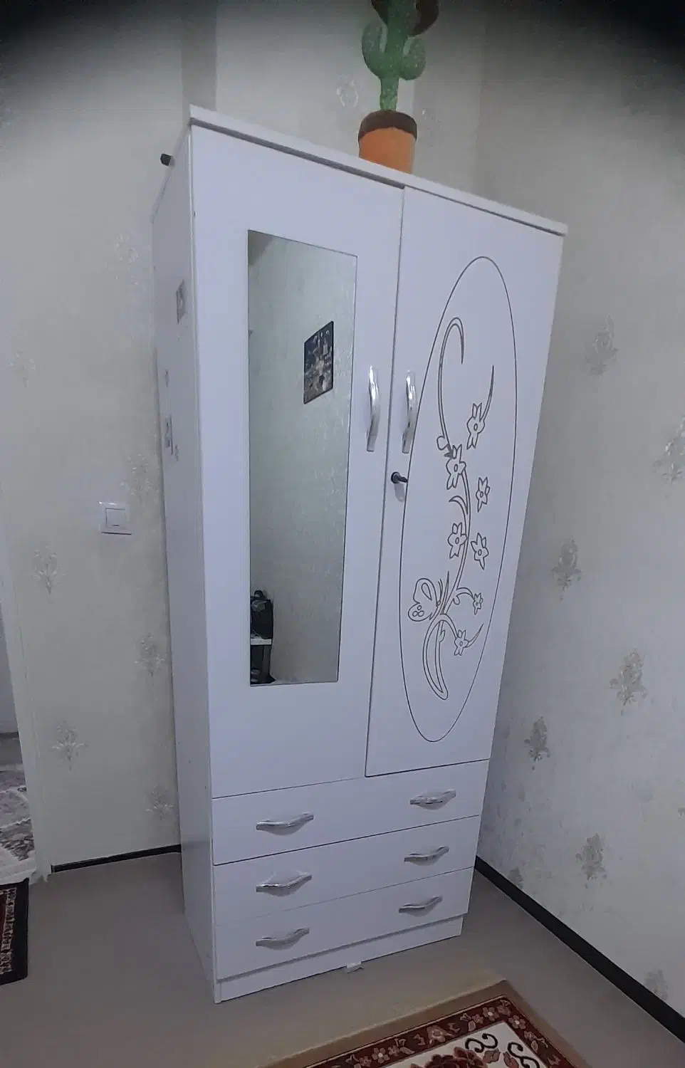 کمد|جاکفشی، کمد، دراور|خرم‌آباد, |دیوار