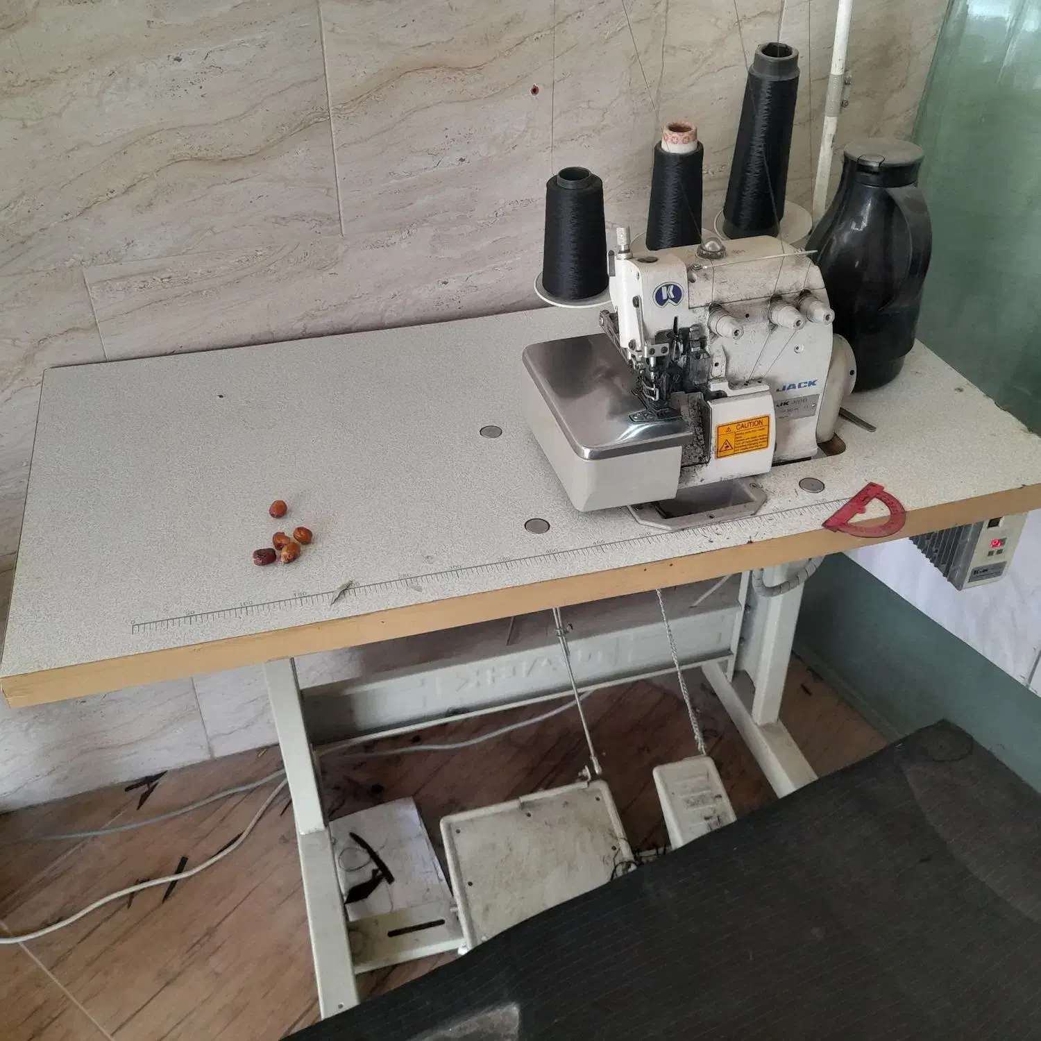 وسایل خیاطی|چرخ خیاطی و ریسندگی|سنندج, |دیوار