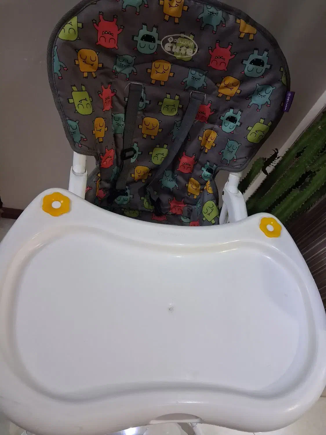 صندلی غذای کودک|تخت و صندلی بچه|تهران, مرزداران|دیوار