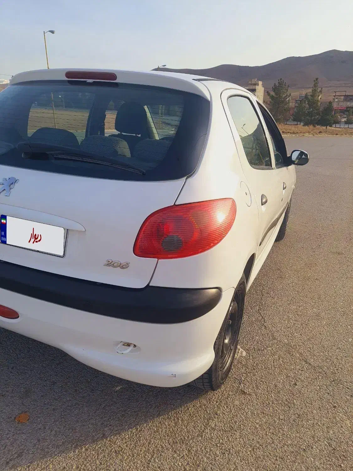 پژو ۲۰۶|خودرو سواری و وانت|خرمآباد, |دیوار