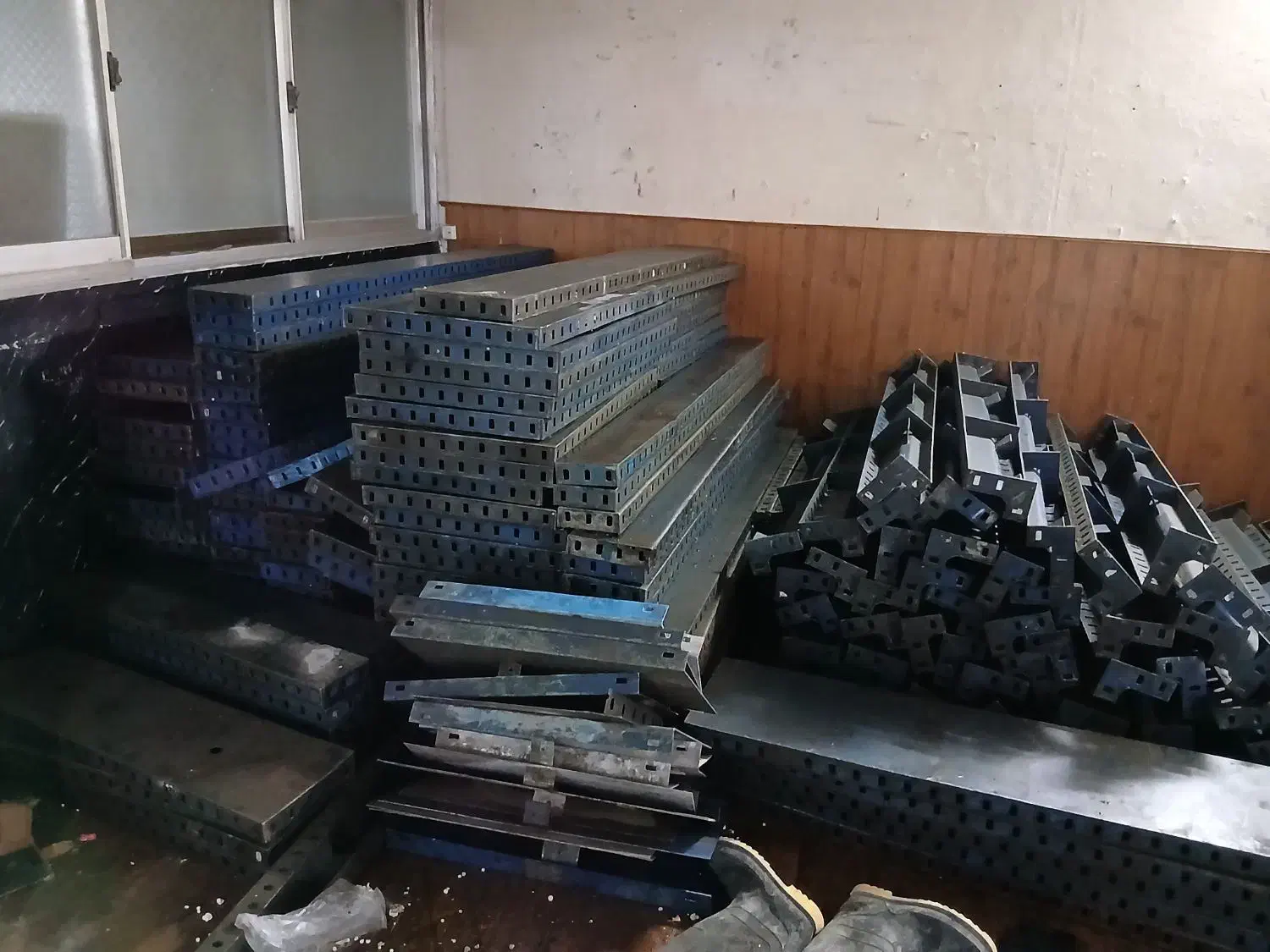 قالب فروشی|مصالح و تجهیزات ساختمان|نهاوند, |دیوار