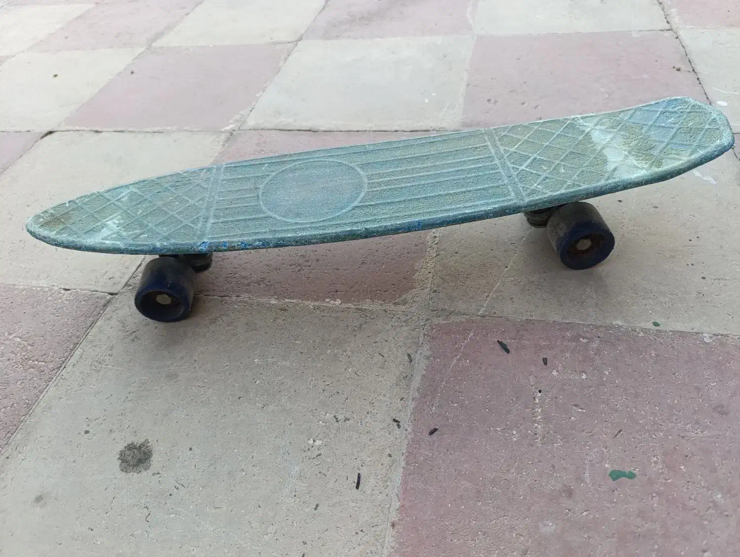 اسکیت حرفه ای سالم و کلاه کاسکت|دوچرخه، اسکیت، اسکوتر|کازرون, |دیوار