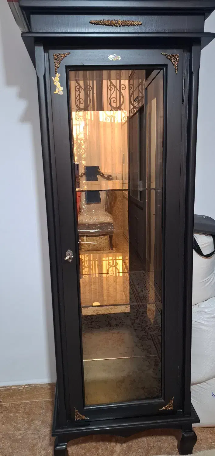 ویترین چوبی|بوفه، ویترین، کنسول|اندیشه, اندیشه فاز ۱|دیوار