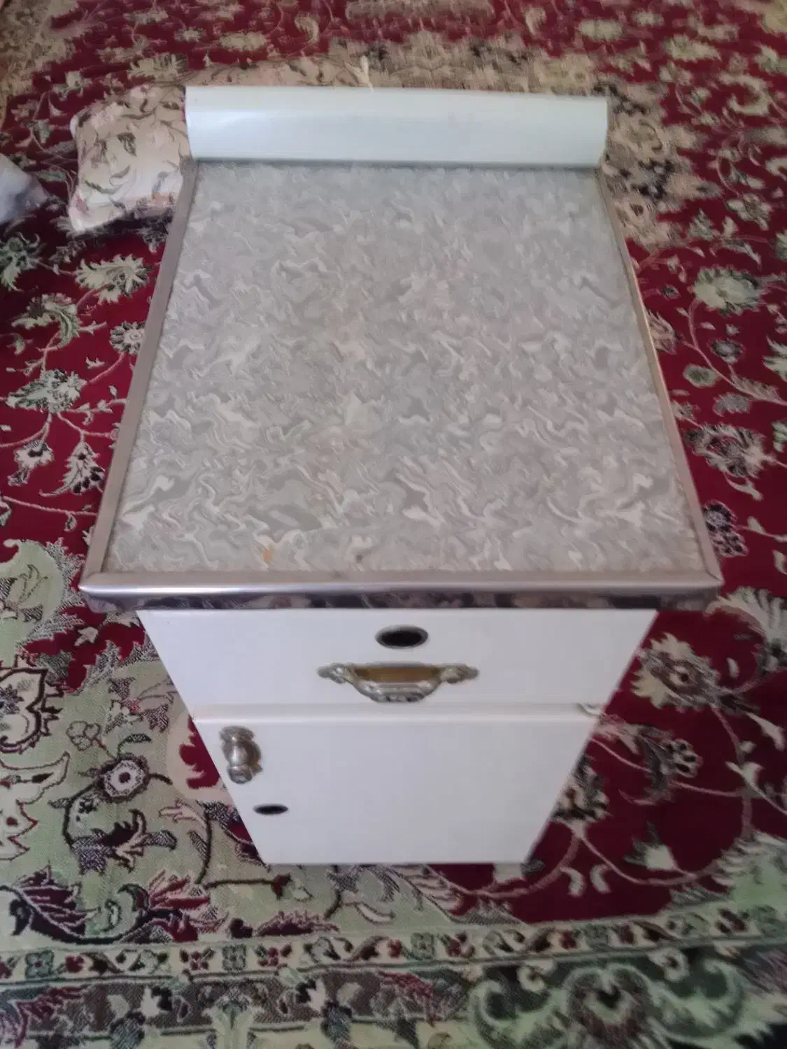 فروشی|مبلمان خانگی و میز عسلی|سلماس, |دیوار