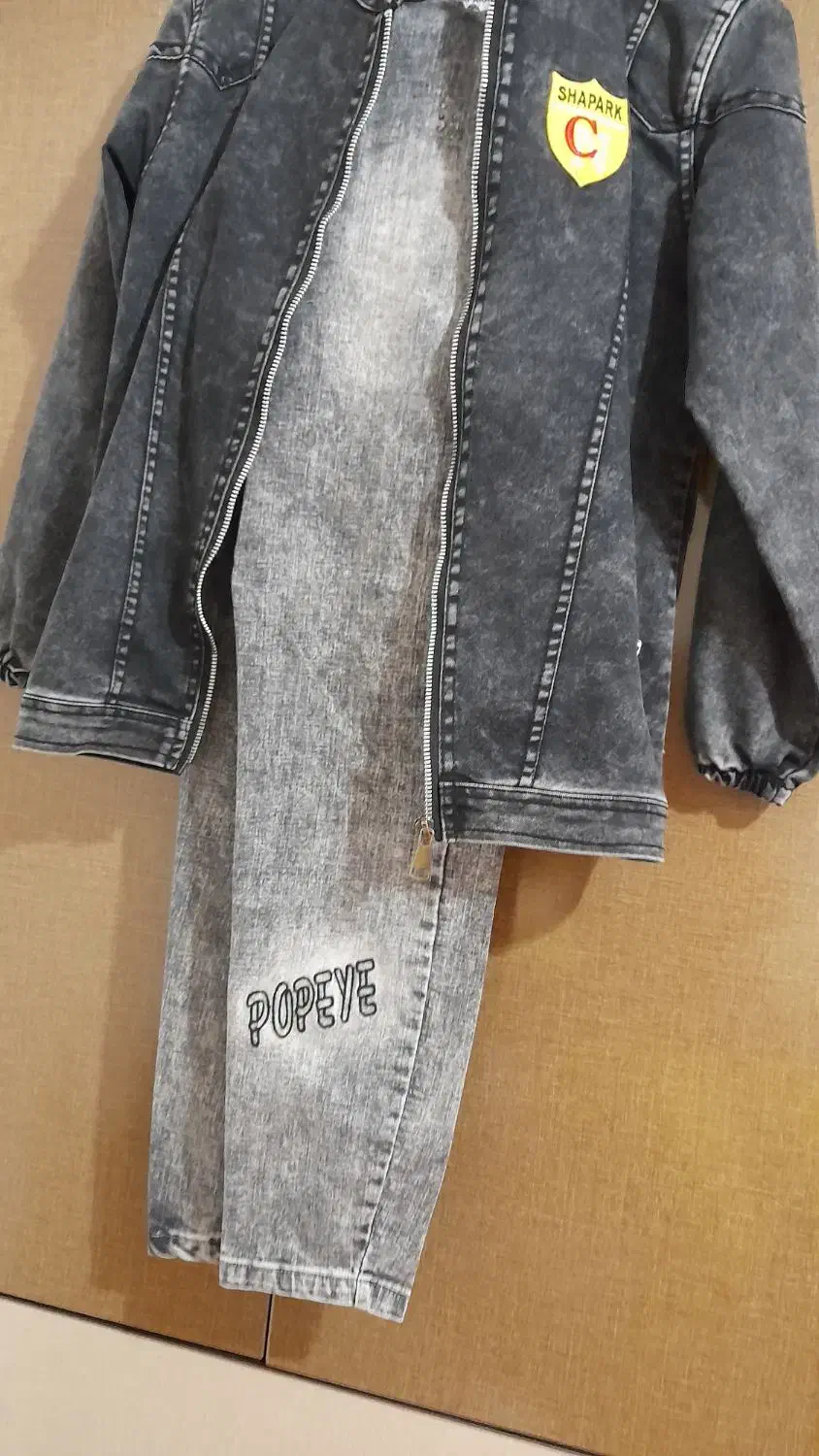 شخصی|لباس|ملایر, |دیوار