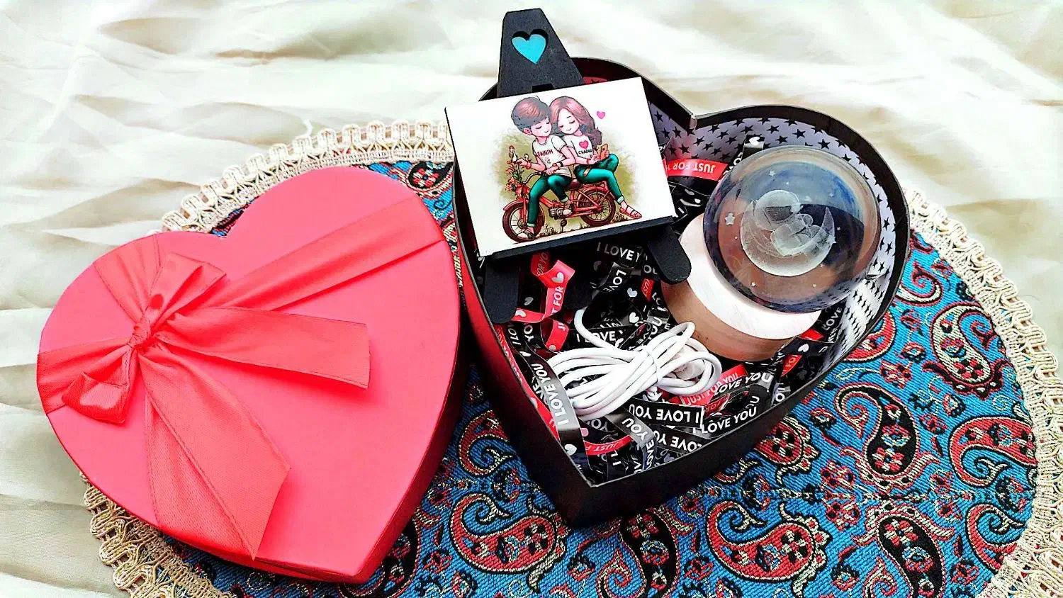 کادوییز روز زن روز عشق تولد هدیه|صنایع دستی و سایر لوازم تزئینی|شیراز, میانرود|دیوار