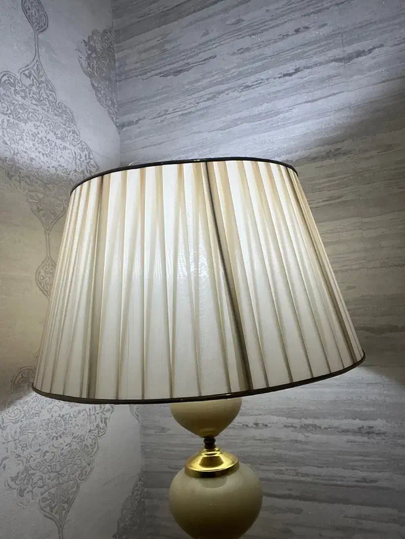 آباژور ایستاده|چراغ خواب و آباژور|تهران, هفده شهریور|دیوار