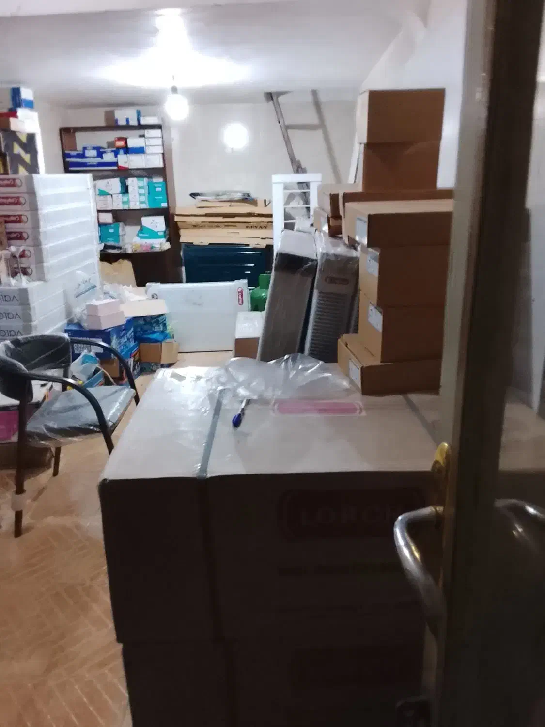 مغازه ۱۷متری الهیه|فروش مغازه و غرفه|زنجان, |دیوار