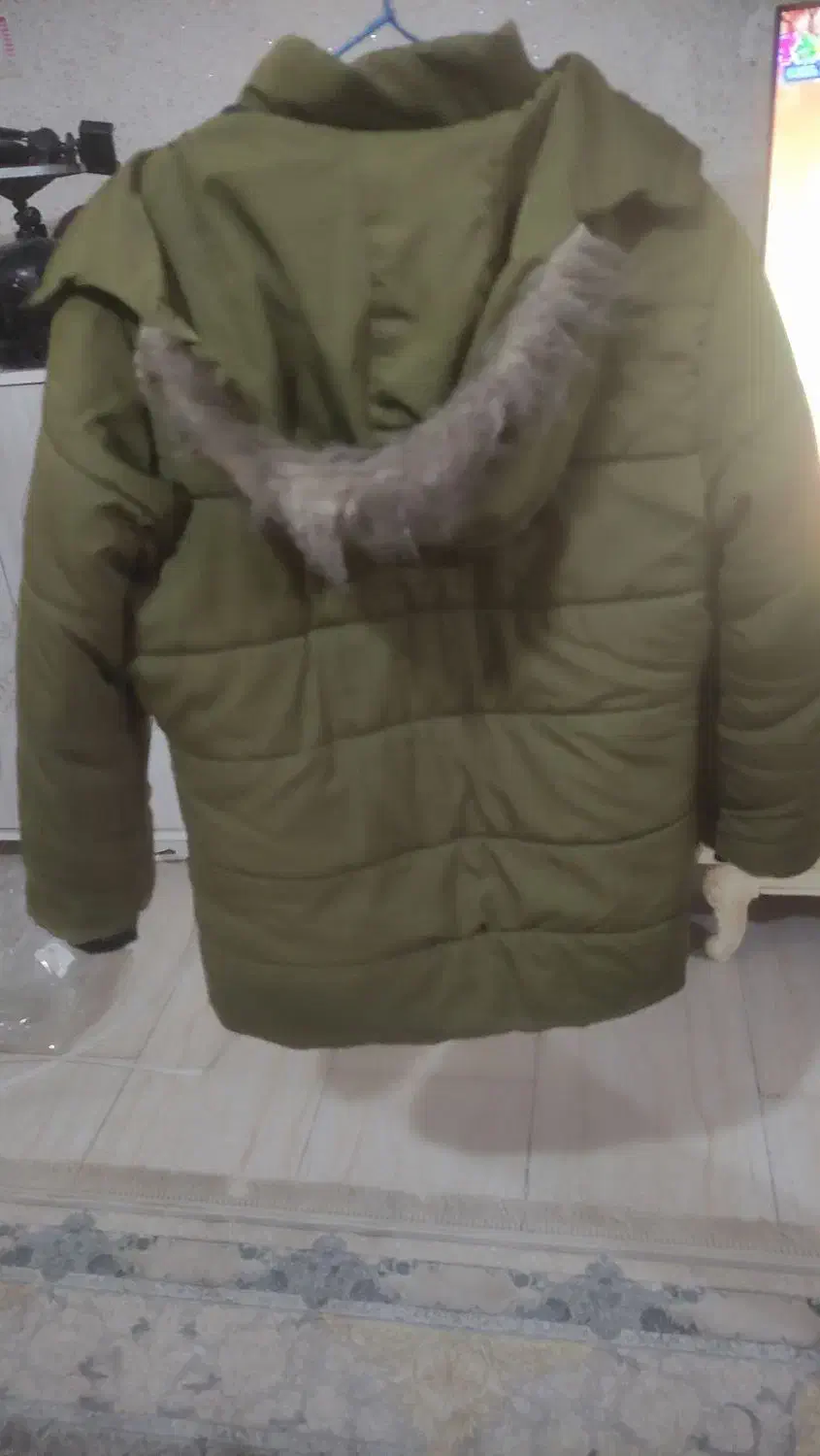 کاپشن|کفش و لباس بچه|بندر گز, |دیوار