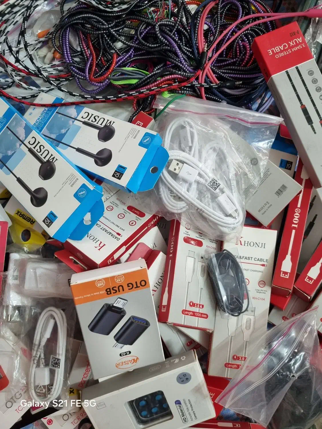 قاب گوشی ولوازم جانبی گوشی|لوازم جانبی موبایل و تبلت|لاهیجان, گلستان|دیوار