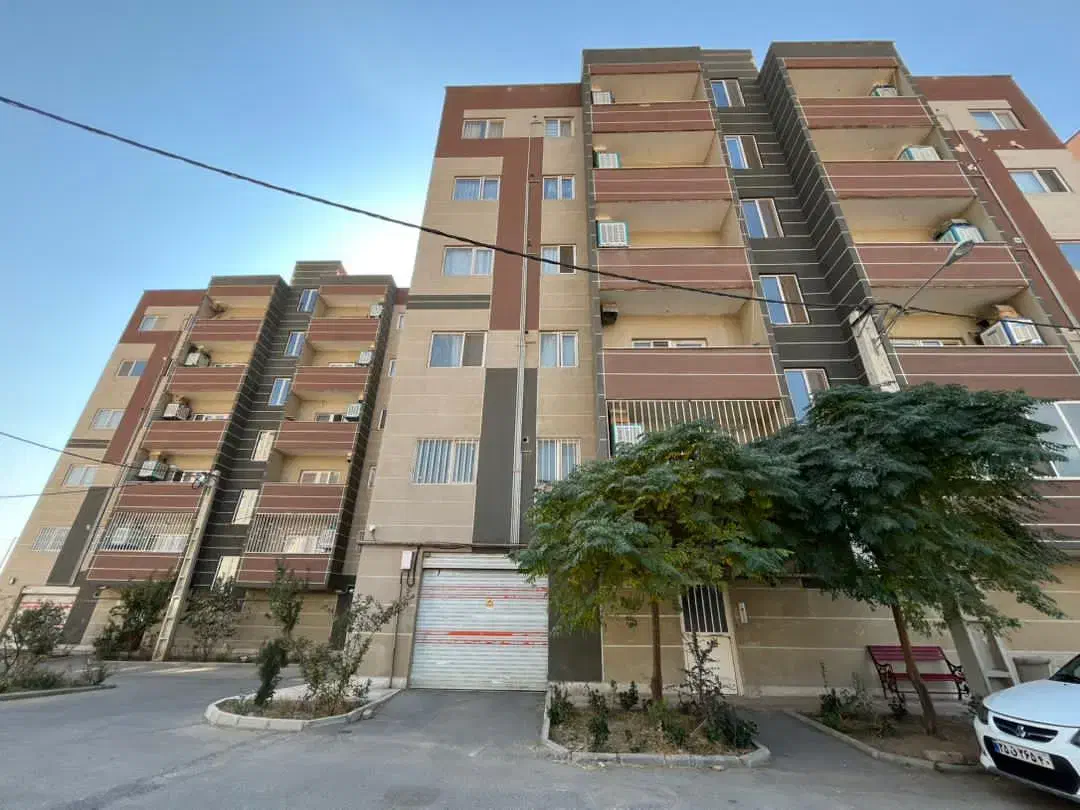 فروش فوری فاز ۴ غ|فروش آپارتمان|هشتگرد, شهرک گلها|دیوار