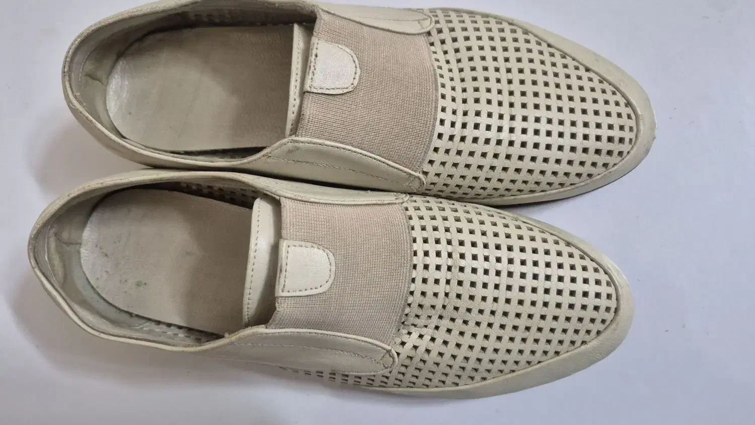 کفش اسپرت|کیف، کفش، کمربند|ری, جوانمرد قصاب|دیوار