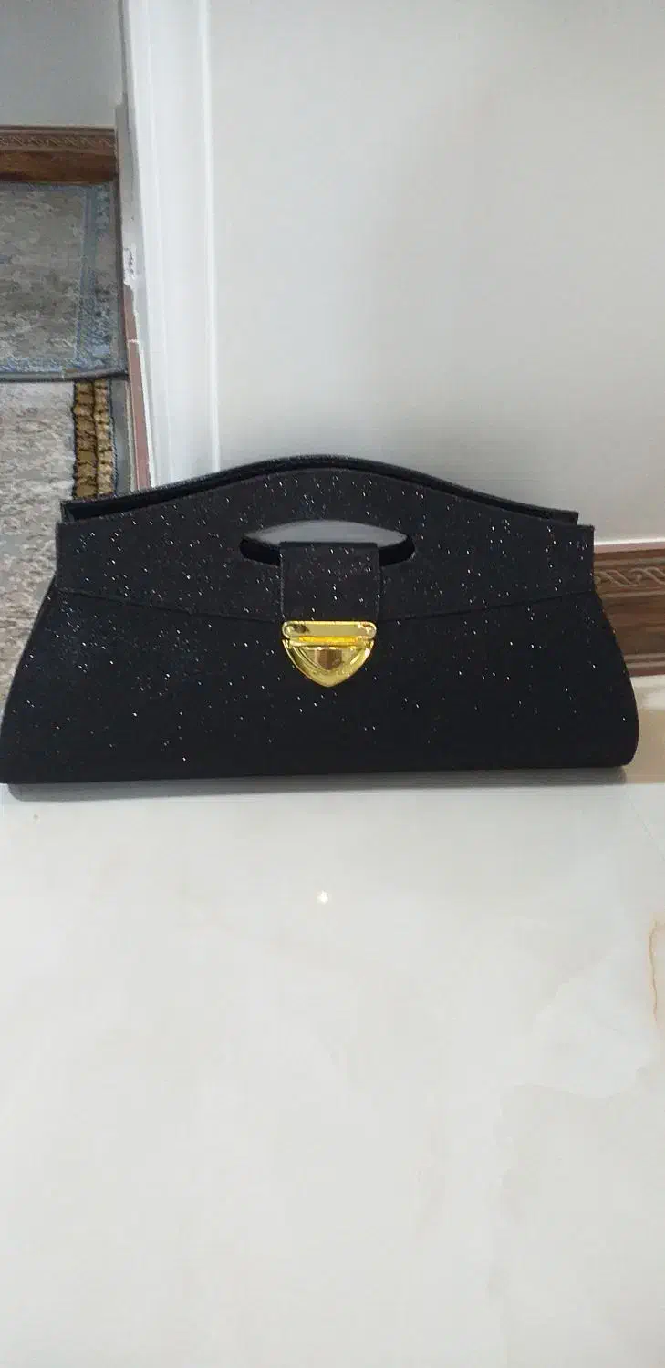 کیف مجلسی|کیف، کفش، کمربند|ساوه, |دیوار