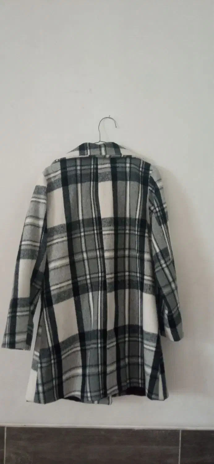 پالتو ،بارانی|لباس|شیراز, تندگویان|دیوار