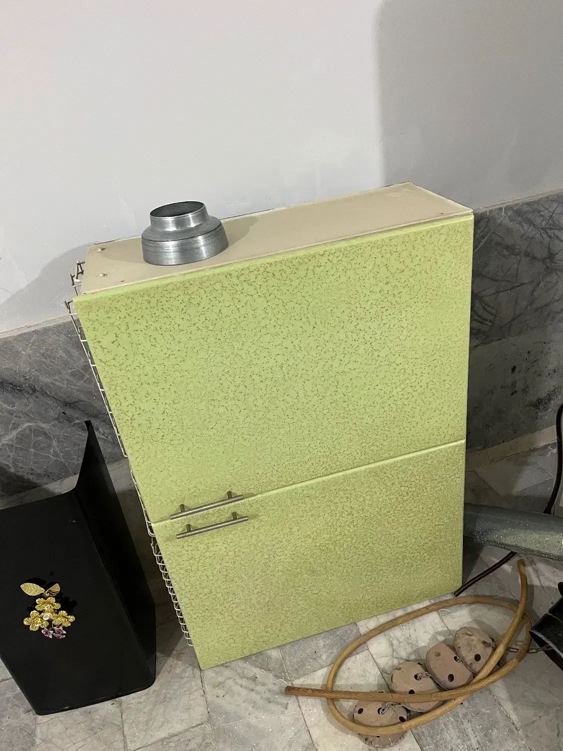 آبگرمکن زمینی هود و کابینت در حد نو|آبگرمکن، پکیج، شوفاژ|محمدشهر, کوی بهار|دیوار