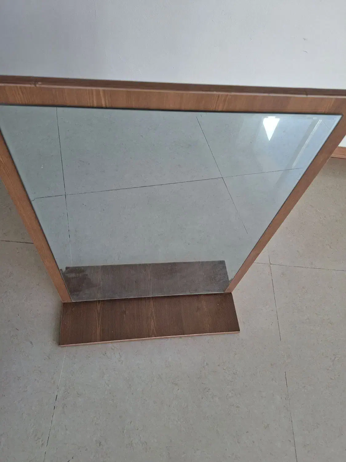 آینه سرویس بهداشتی|لوازم سرویس بهداشتی|کیش, |دیوار