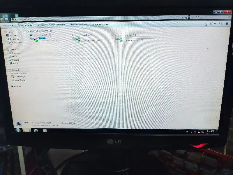 MONITOR MODEL LG W1943B|قطعات و لوازم جانبی رایانه|تهران, شارق|دیوار
