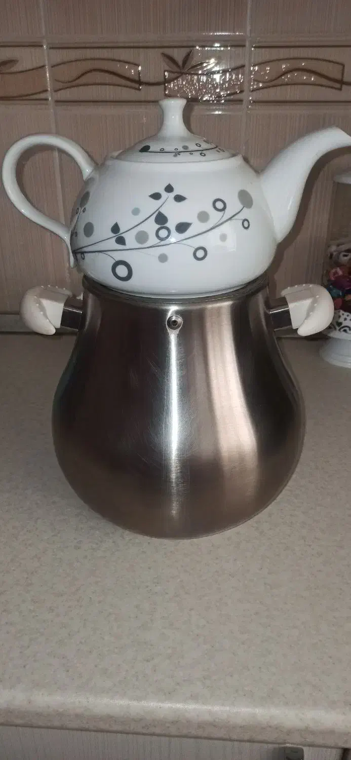 کتری قوری شیردار|قوری، کتری، قهوه‌ساز دستی|پرند, فاز ۴|دیوار