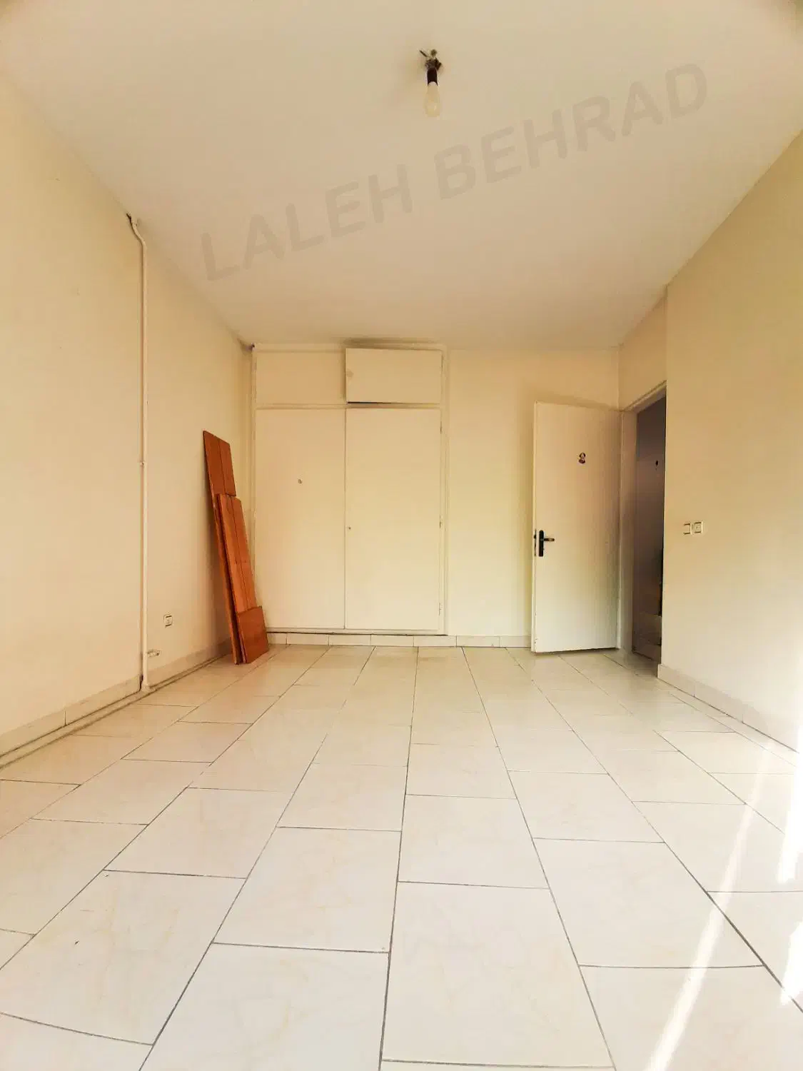 ۱۲۵ متر / تک واحدی / ۲۰ متر تراس/ خوش نقشه