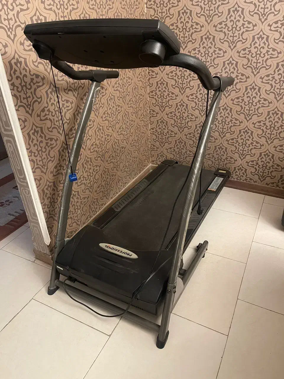 تردمیل|تجهیزات ورزشی|رودهن, |دیوار