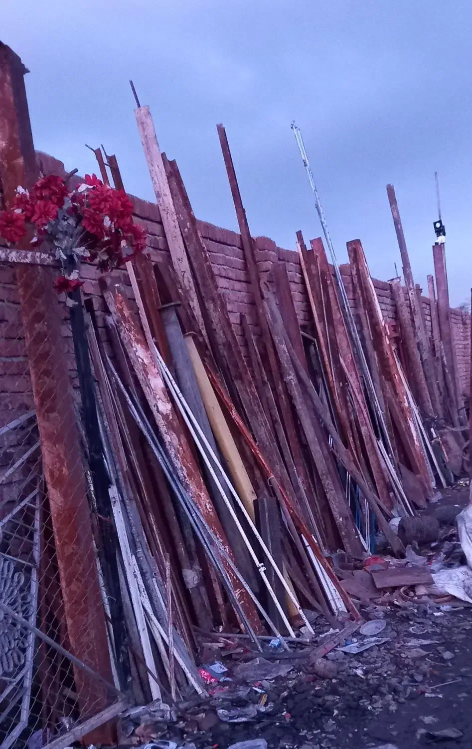 خریدار ضایعا ت اهن آلات فلزات با بالا ترین قیمت|خدمات پیشه و مهارت|اسدآباد, |دیوار