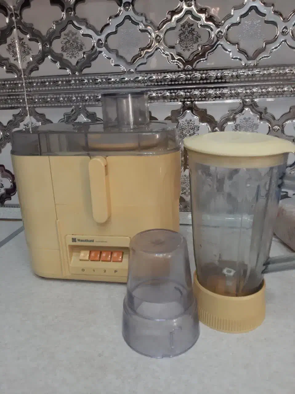 آبمیوه گیری|آبمیوهگیر و آبمرکباتگیر|محمدشهر, همایون ویلا|دیوار