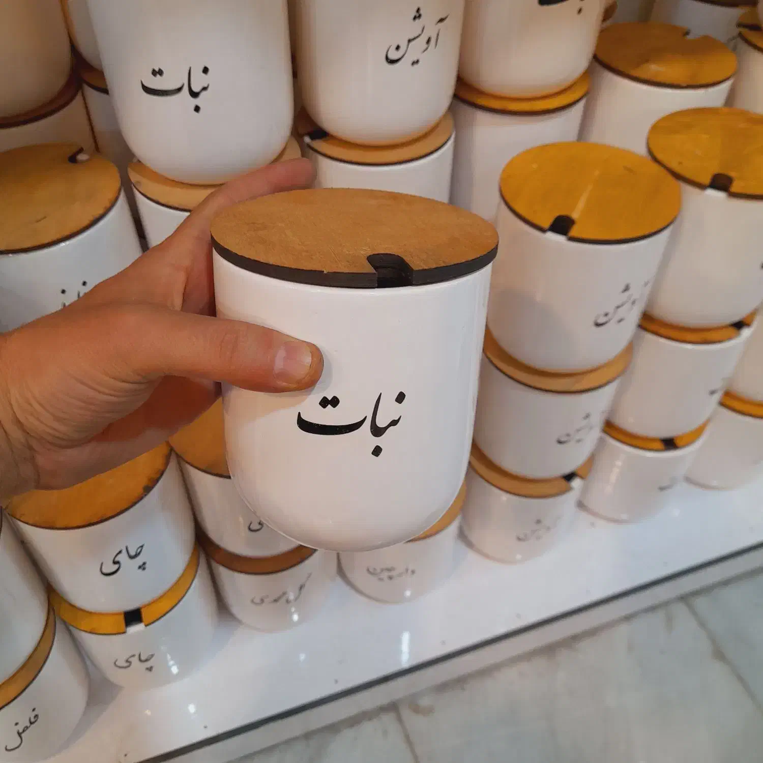 بانکه های سرامیکی ۱۴ سانتی بزرگ اک|ظروف نگهدارنده، پلاستیکی، یکبارمصرف|قم, شهرک فاطمیه|دیوار