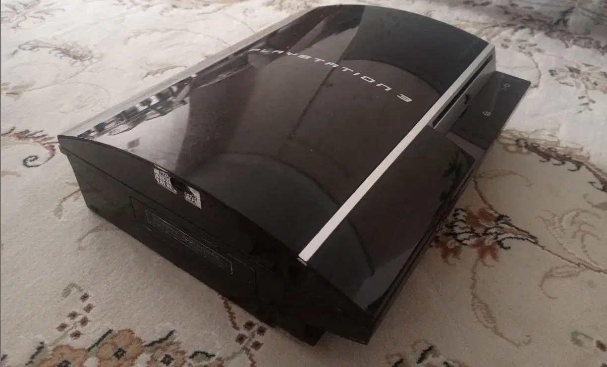 PS3 FAT همراه با 3 دسته نیازمند تعمیر درتهران|کنسول، بازی ویدئویی و آنلاین|تهران, اتابک|دیوار