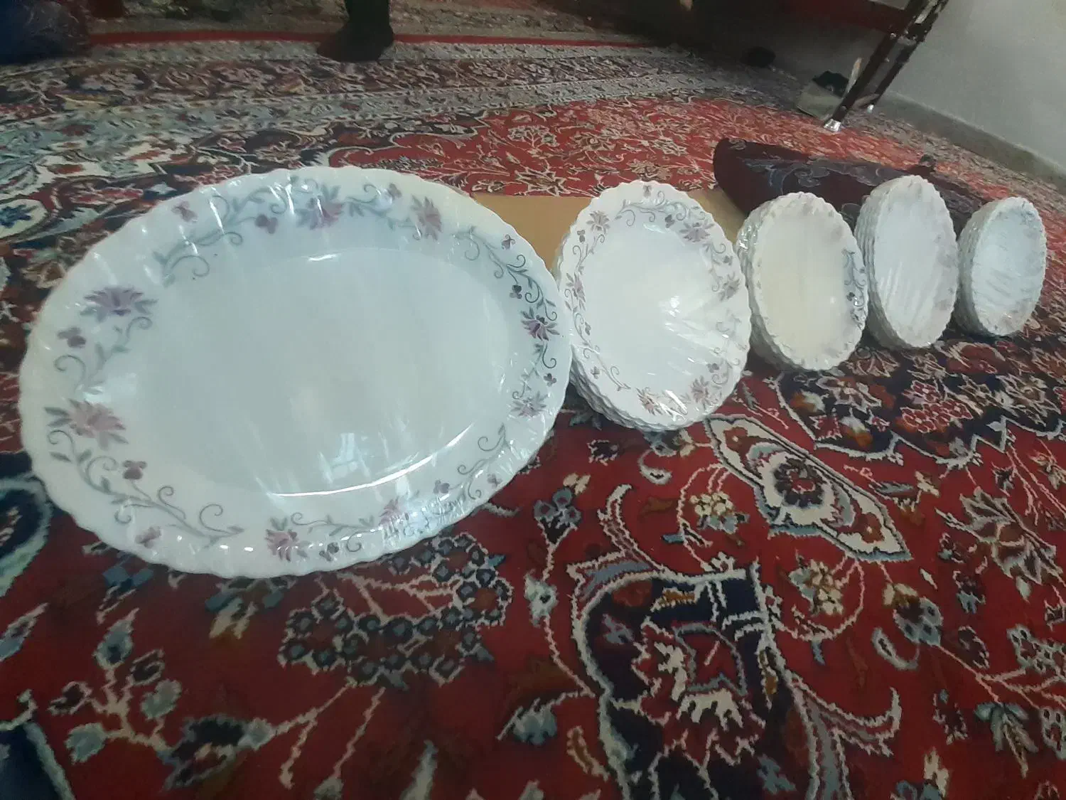 دوازده خورشت خوری  برنج خوری چهار عدد دیس آرکوپال|ظروف سرو و پذیرایی|کرمانشاه, |دیوار