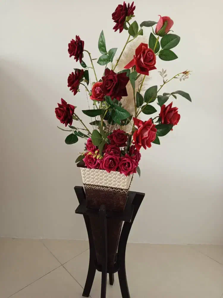 گلدون مصنوعی|گل مصنوعی|قدس, شهر‌قدس|دیوار