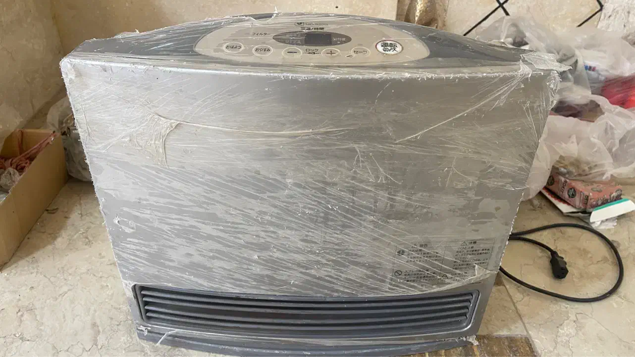 بخاری ژاپنی درجه یک تمیز مستقیم برق شهری|بخاری، هیتر، شومینه|تایباد, |دیوار