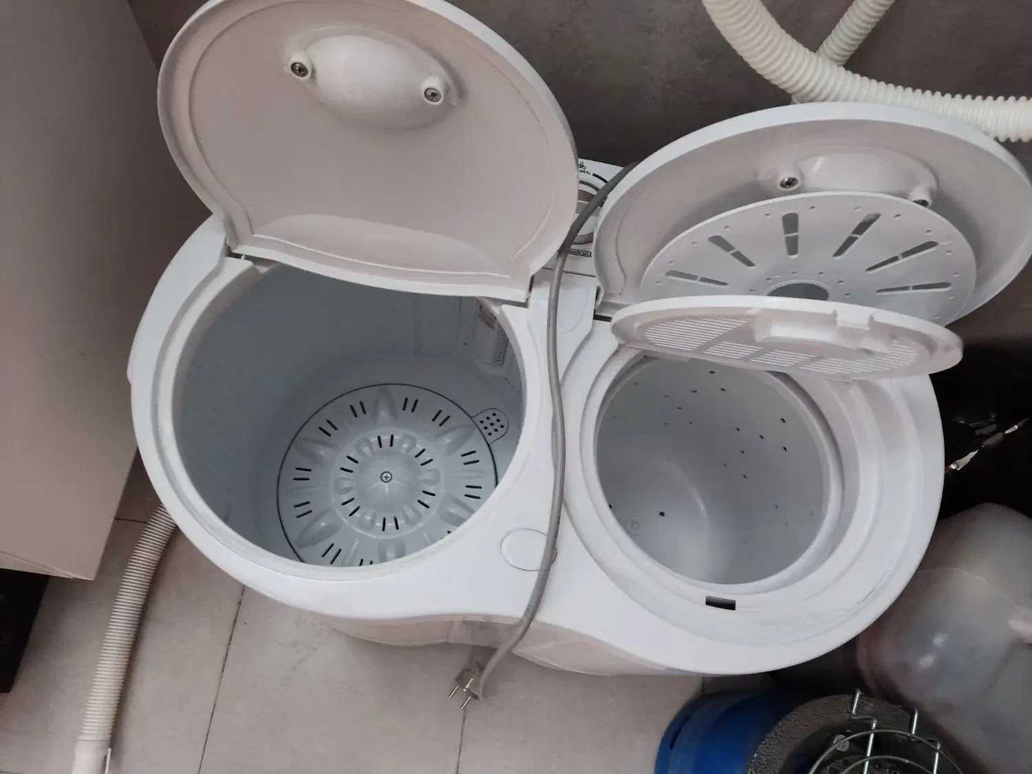 کهنه شوی،دوقولو سه کیلویی|ماشین لباسشویی و خشککن لباس|شیراز, باغ تخت|دیوار